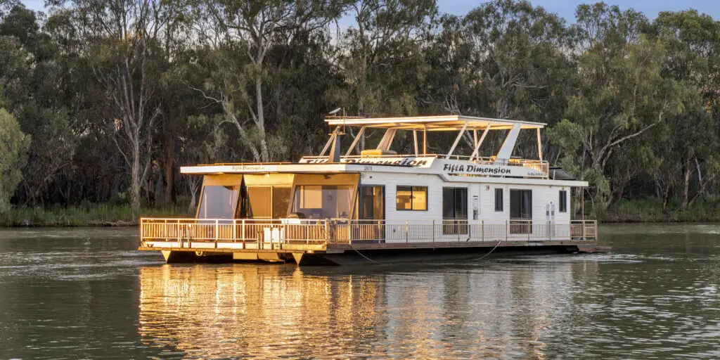 Fifth Dimension-02 600x300