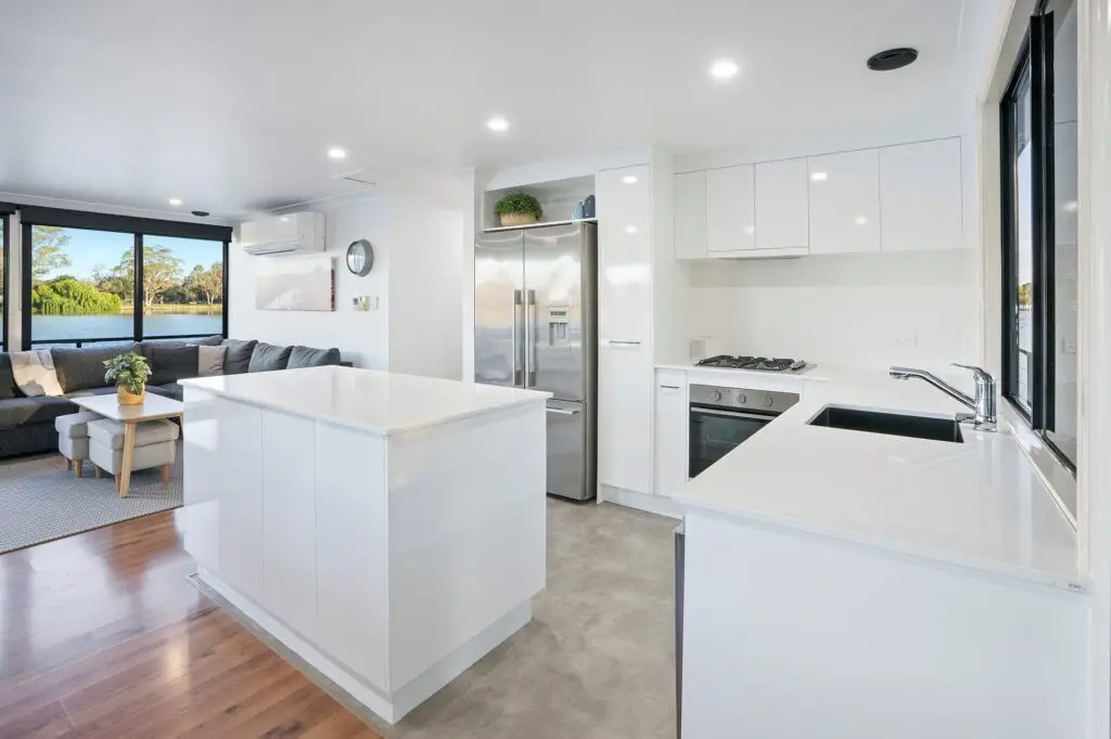 Murray Sunset kitchen lounge